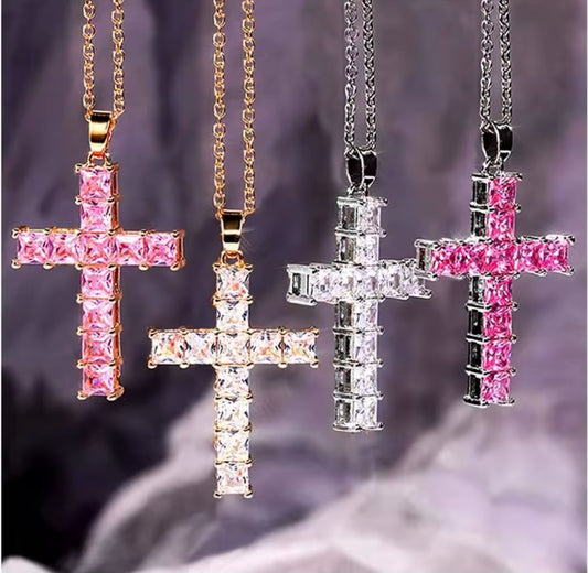 Cross chain with pendant